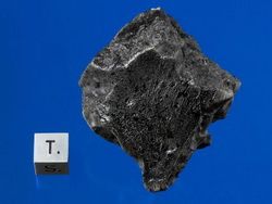 Марсианский метеорит раскроет тайны Красной планеты