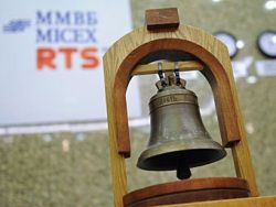 Курс доллара поднялся выше 30,5 рубля