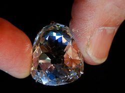 Бриллиант европейских монархов продали за $10 млн