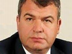 Эксперт: Сердюков не просто непопулярен – он омерзителен