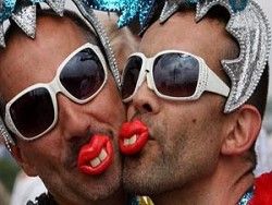 Американская разведка делает ставку на геев и лесбиянок